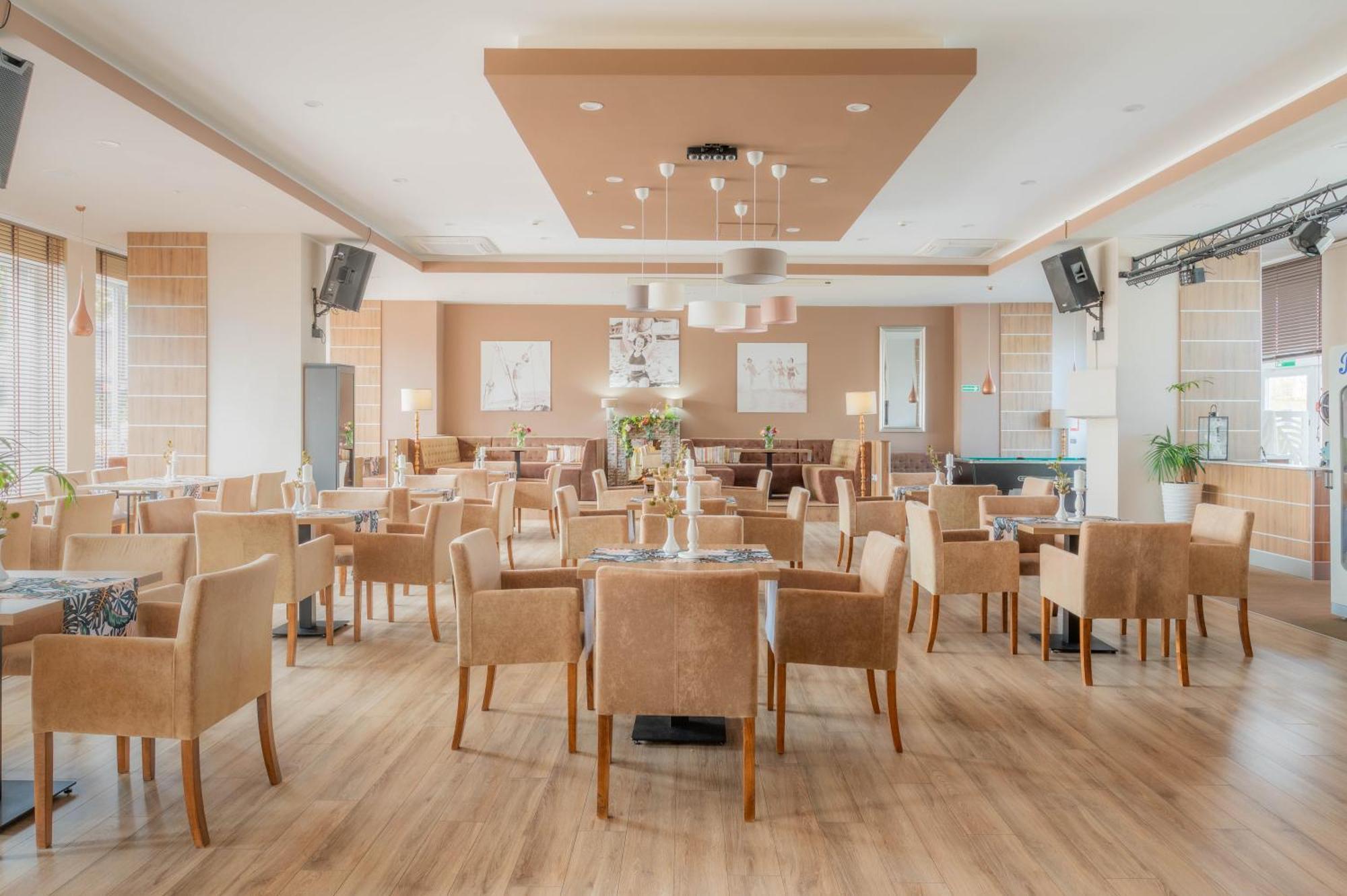 Alka Sun Resort Устроне-Морске Экстерьер фото